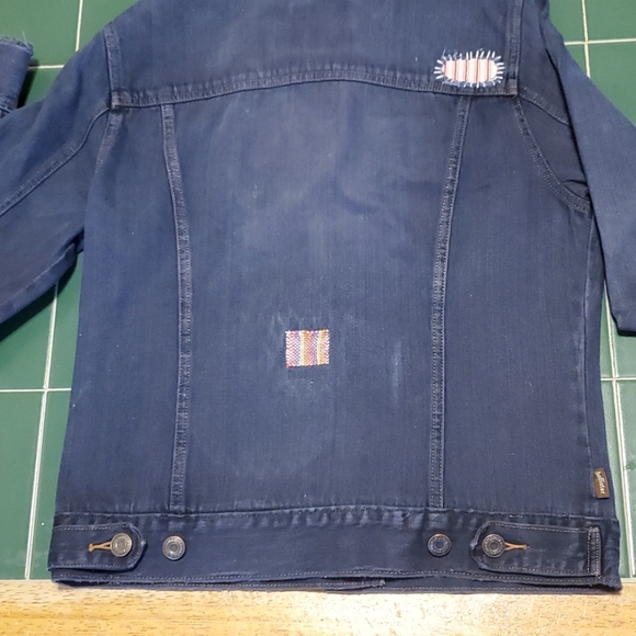 Woman's denim jacket - Picture 3 of 8